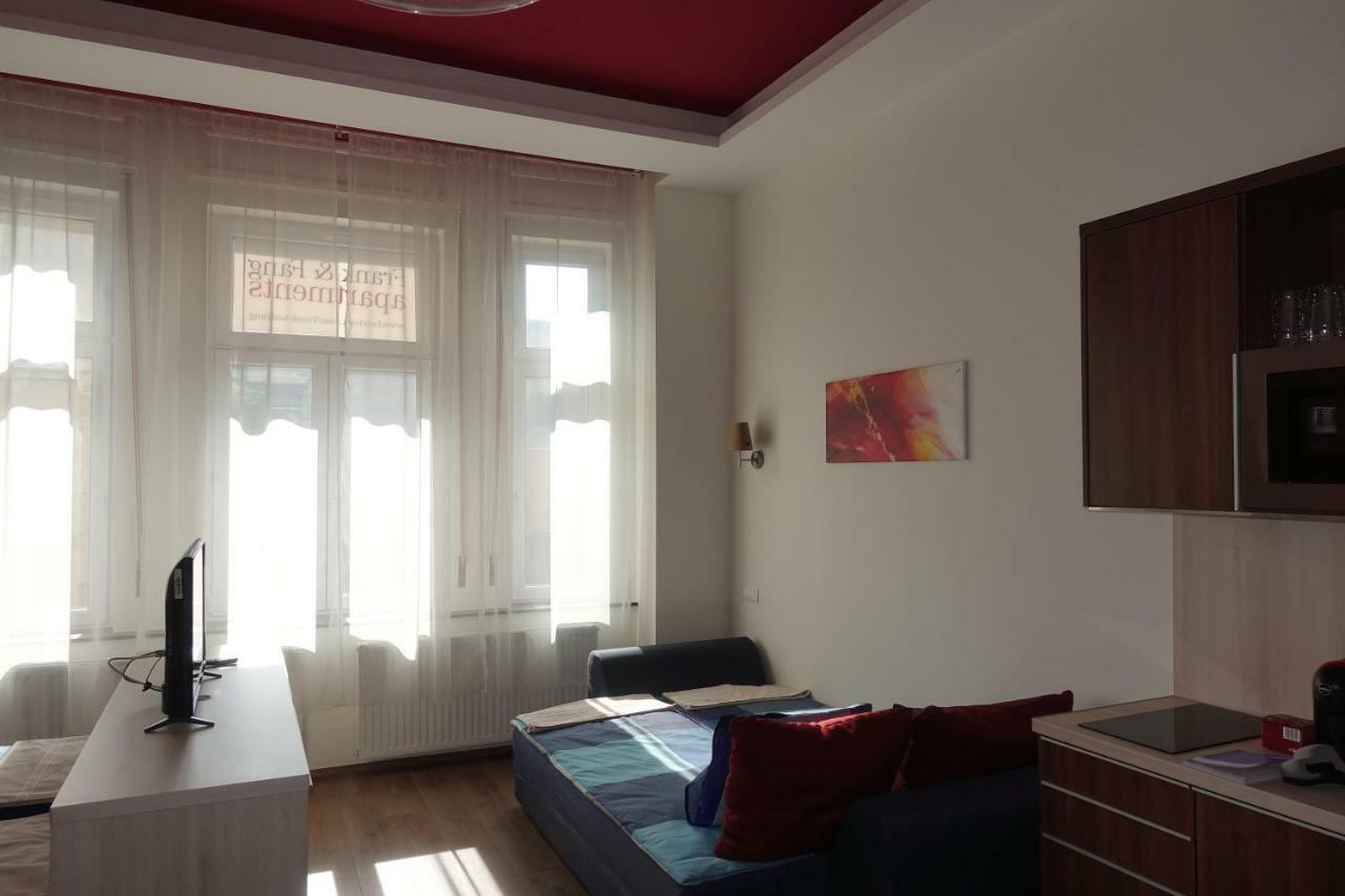 Frank & Fang Mk7 Apartman *