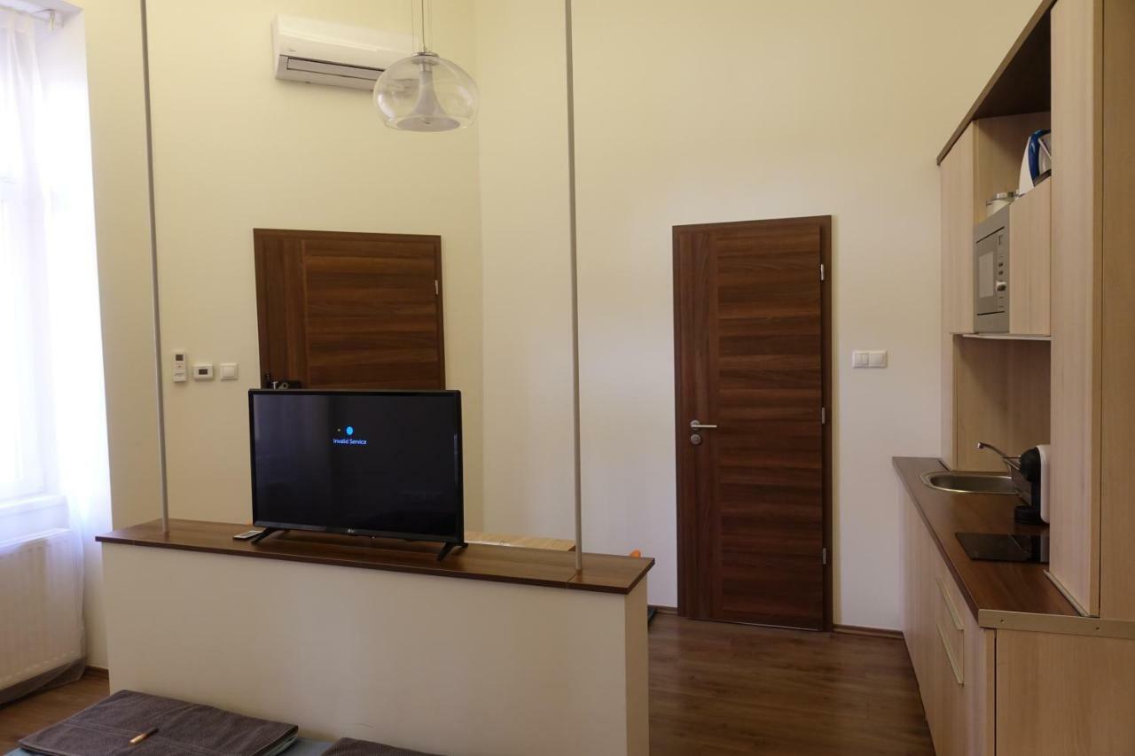 Frank & Fang Mk7 Apartman